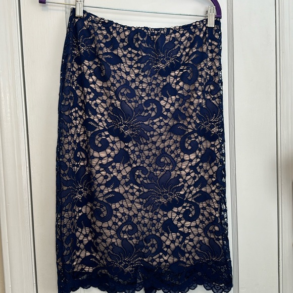 Skirt - Picture 1 of 7